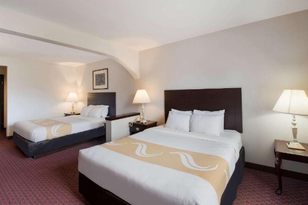 Quality Inn Grand Suites Bellingham image 32