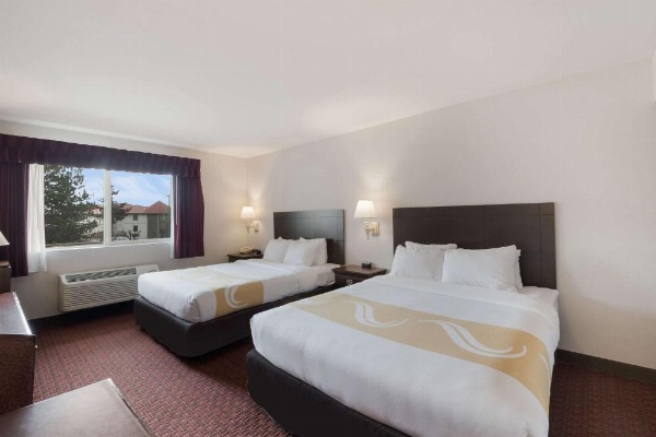 Quality Inn Grand Suites Bellingham image 35